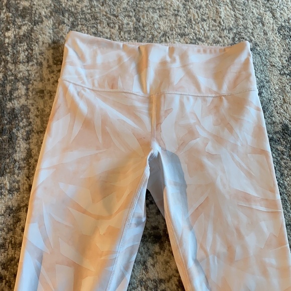 Athleta leggings 7/8 size Medium - Picture 5 of 9